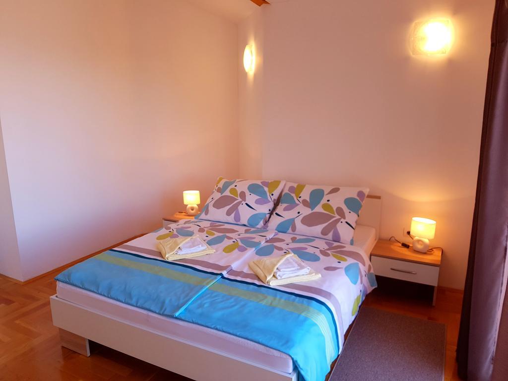 Apartman Dubravka 1 ลอฟราน ภายนอก รูปภาพ