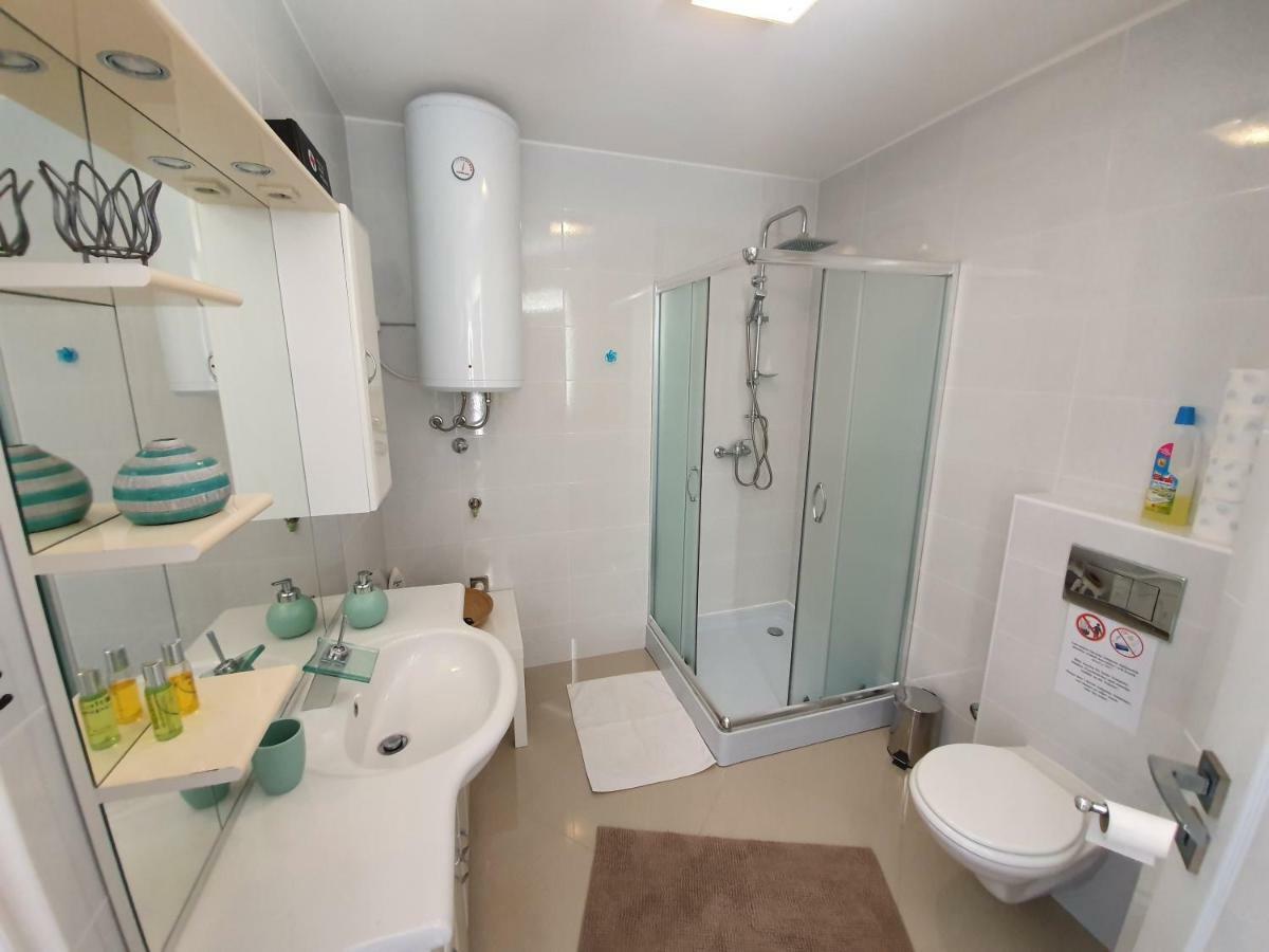 Apartman Dubravka 1 ลอฟราน ภายนอก รูปภาพ